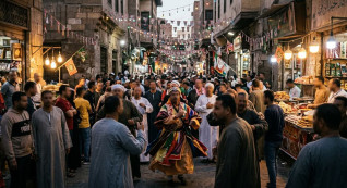 مصر بين الحاضر والماضي